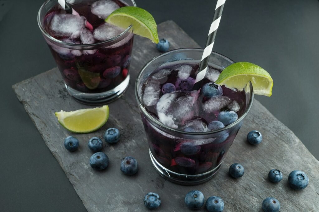 Cocktail drink with blueberries